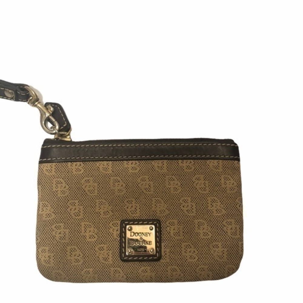 Dooney & bourke brown signature wristlet pouch van